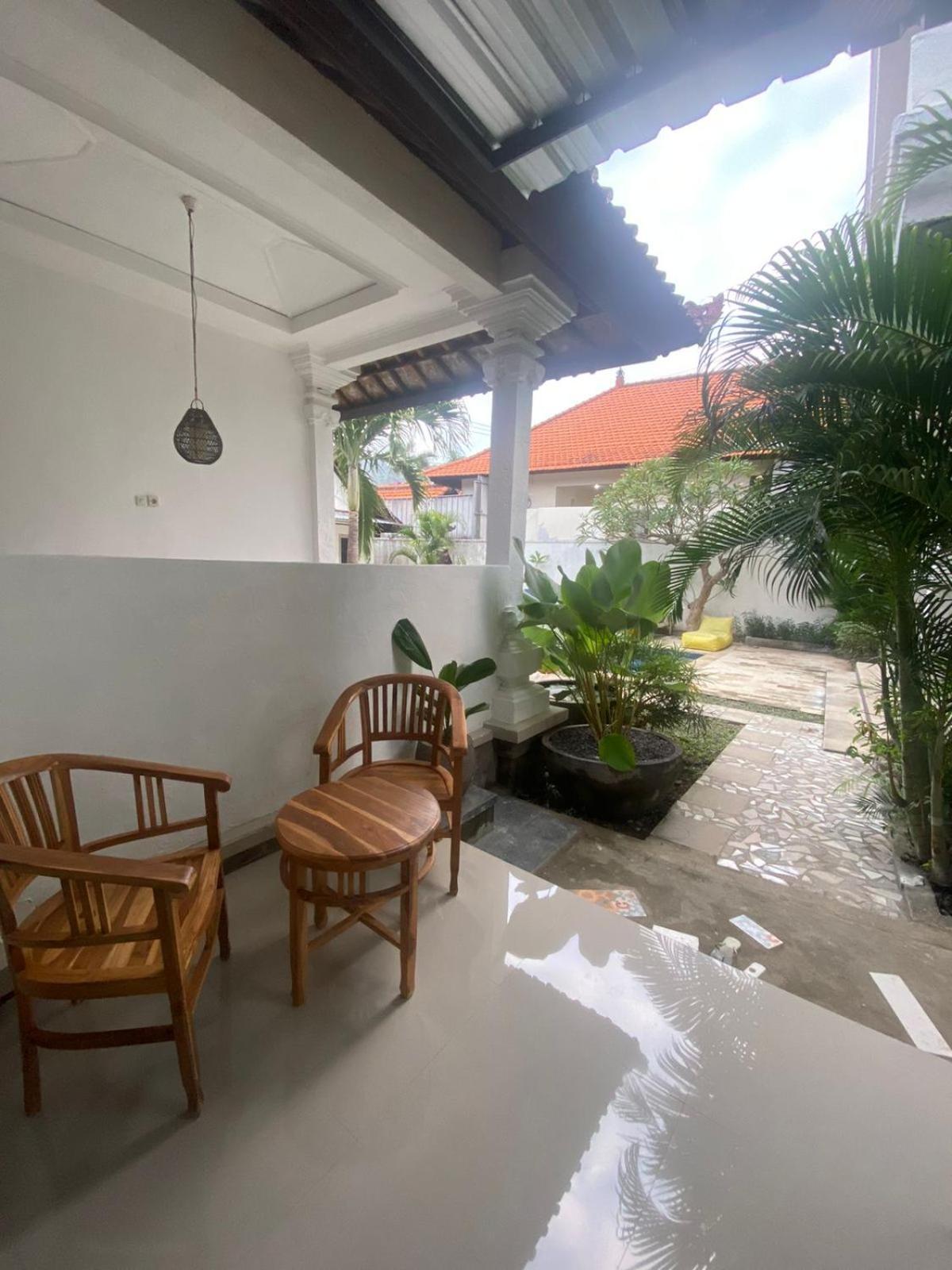 Adore Guesthouse Amed Exterior foto