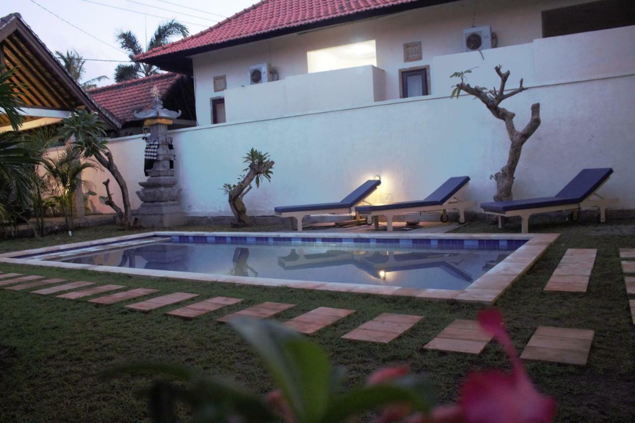 Adore Guesthouse Amed Exterior foto