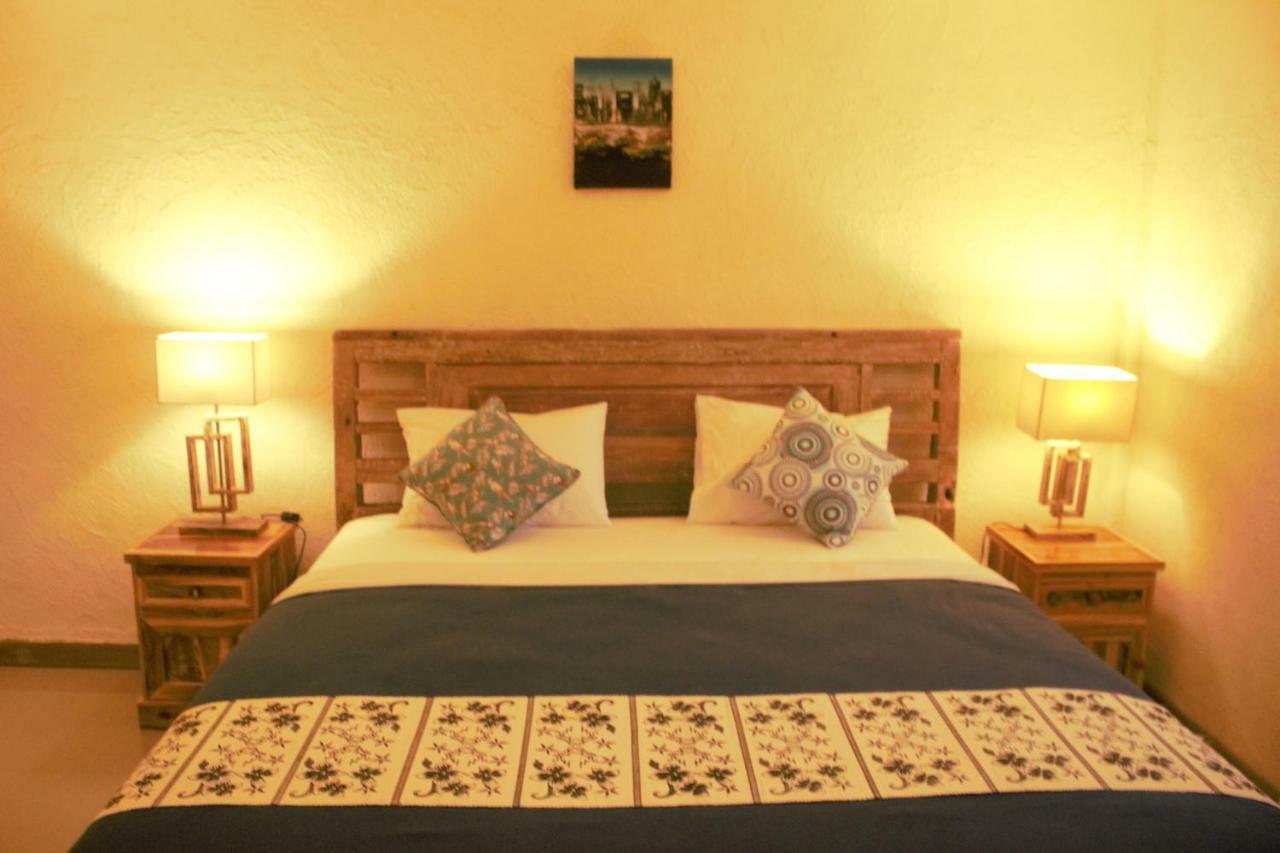 Adore Guesthouse Amed Exterior foto